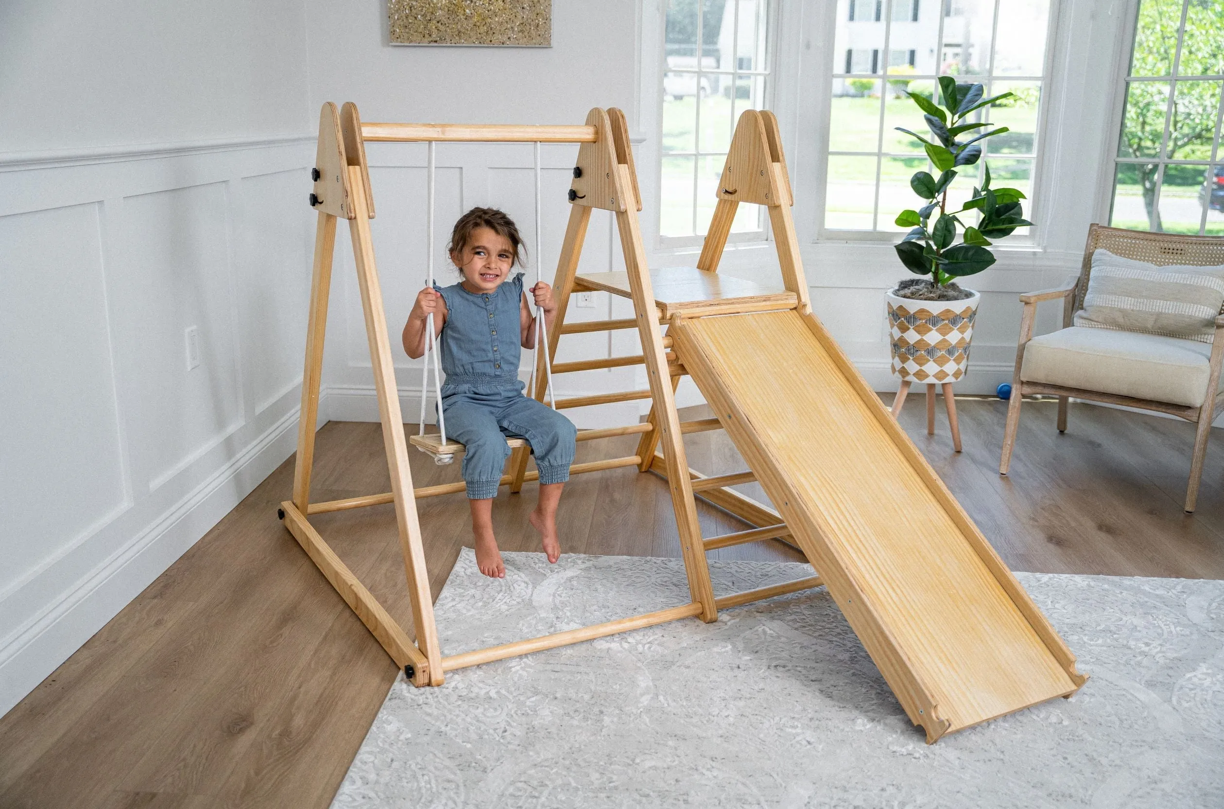 Avenlur Juniper - Real Wood Folding Playset